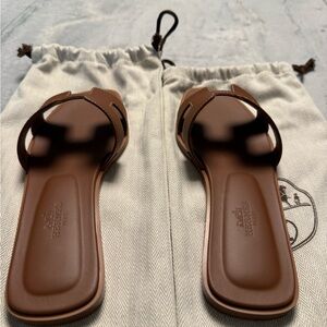 Hermes Tan Leather Sandals